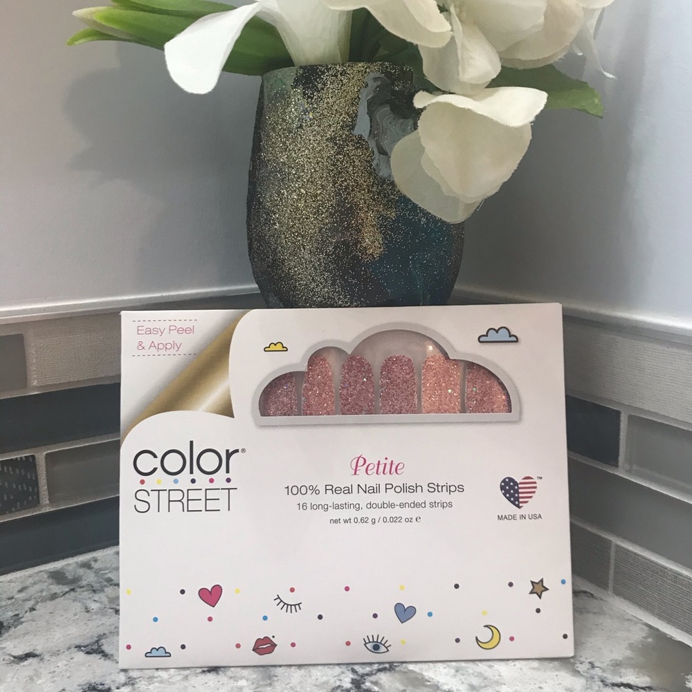 Color Street Nail Glitterally Can’t
